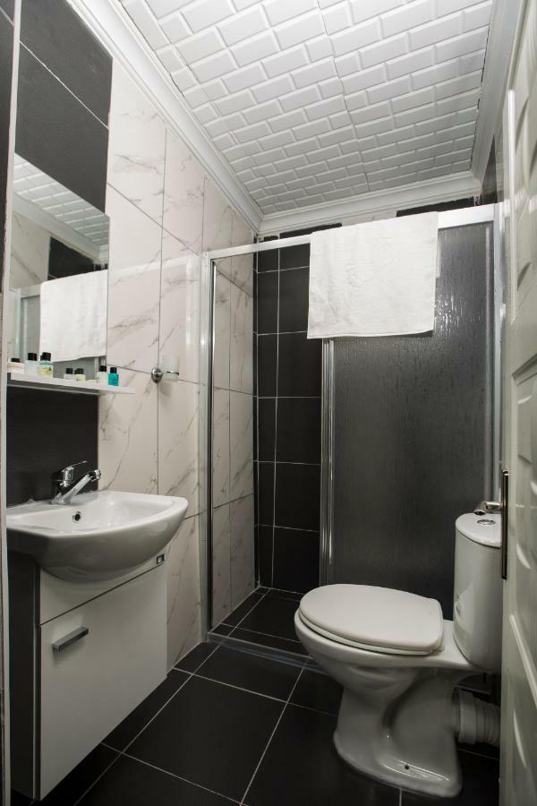 Royal Family Hotel Истанбул Екстериор снимка