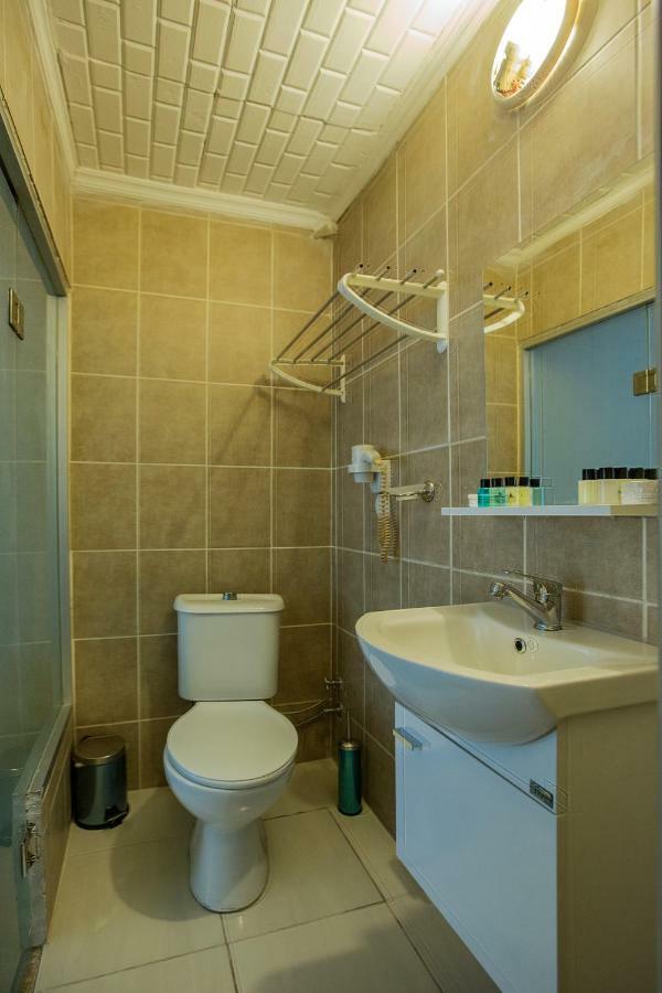 Royal Family Hotel Истанбул Екстериор снимка
